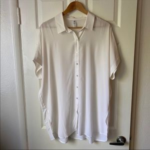 Want to buy looking for grace loves lace Amavi GLL silk button shirt essential